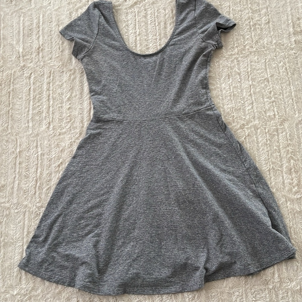 Forever 21 Gray Skater Dress Sz small